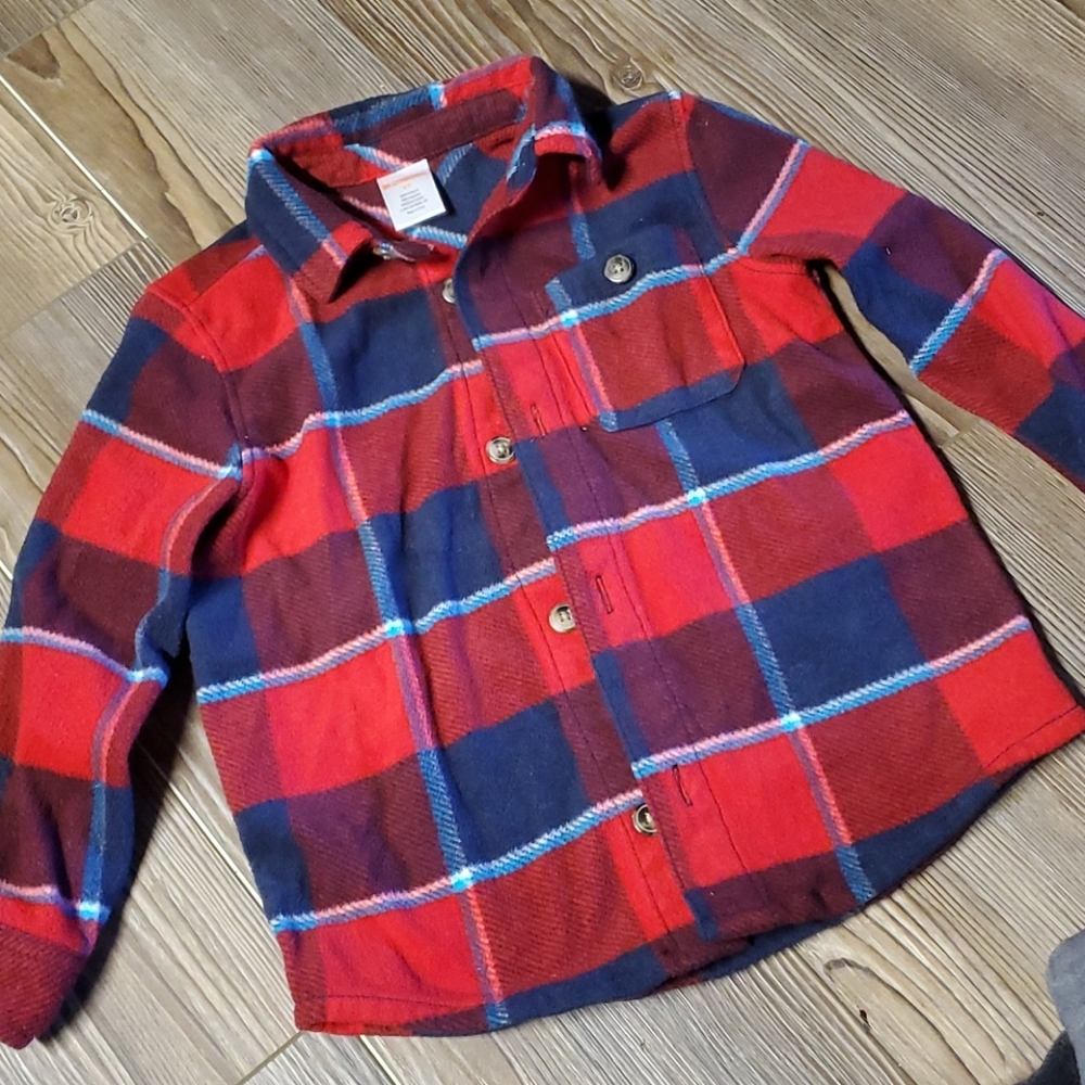 Will bundle Soft fleece long sleeve button up great condition